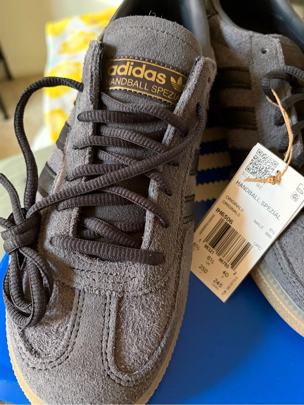 Adidas Spezial Gray Suede Sneakers with Black Stripes and Gum Sole size 7 US